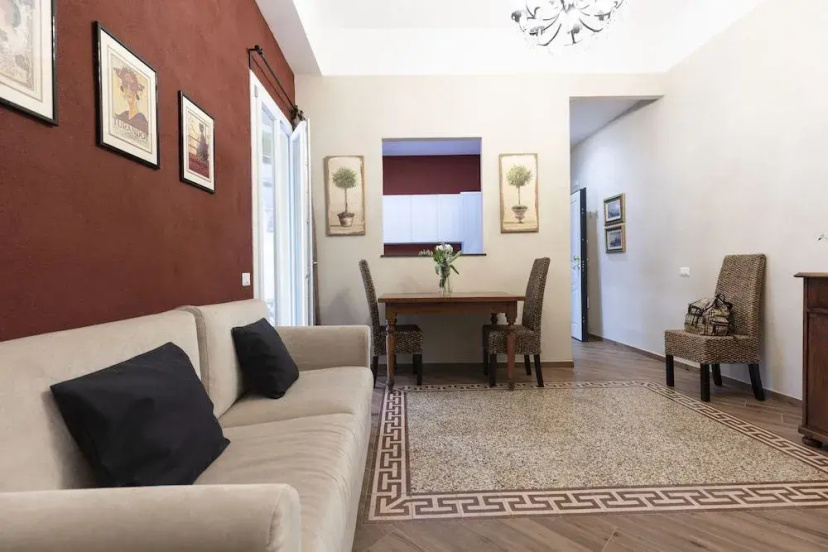 Roommo Apartments — отель в Флоренции, Италия