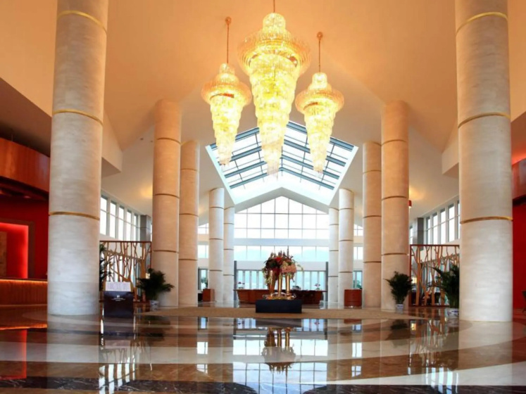 Сравните цены на Mingshen Golf & Bay Resort Sanya в Санье