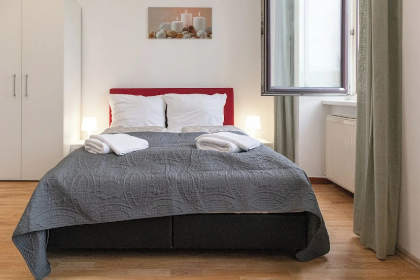 Modern 2BR Apartment Near Millennium — забронировать отель в вене