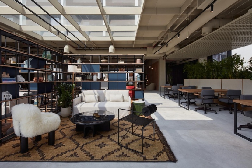 Executive Burj View Studio at Upside Living Business Travel Ready — отель с удобствами в Дубае