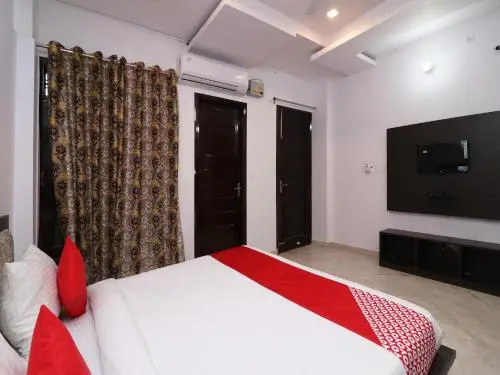 OYO 26166 Flagship Utkarsh Inn - Hotel in Λάκναου - Photo 1