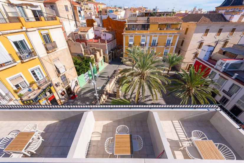 Apartamentos Quijano By Be Alicante — отель с удобствами в Аликанте
