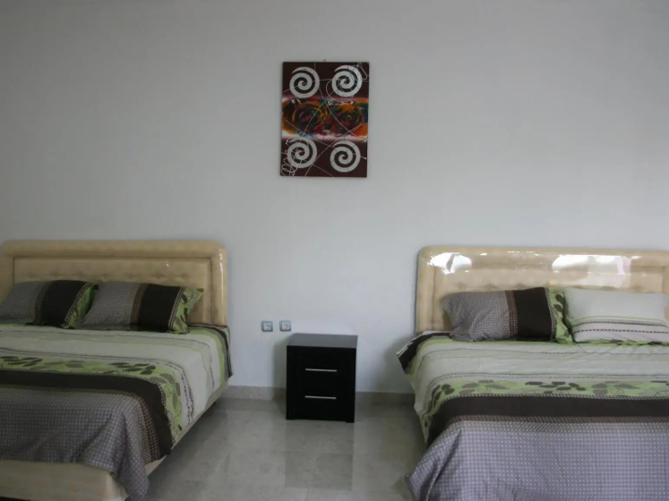 JJ Guest House — отель с удобствами в Денпасар