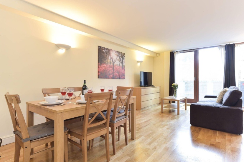 Цены на Thames Tower Superior Apartments в Лондоне