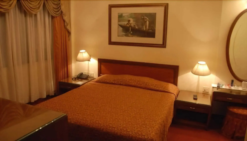 Royal Inn — отель с удобствами в Мумбаи