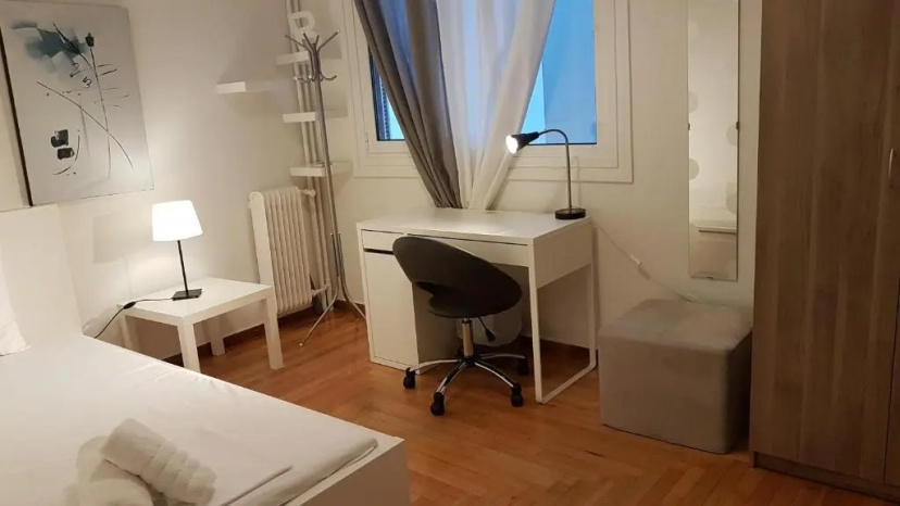 Errathens Apartments — отель с удобствами в Афины