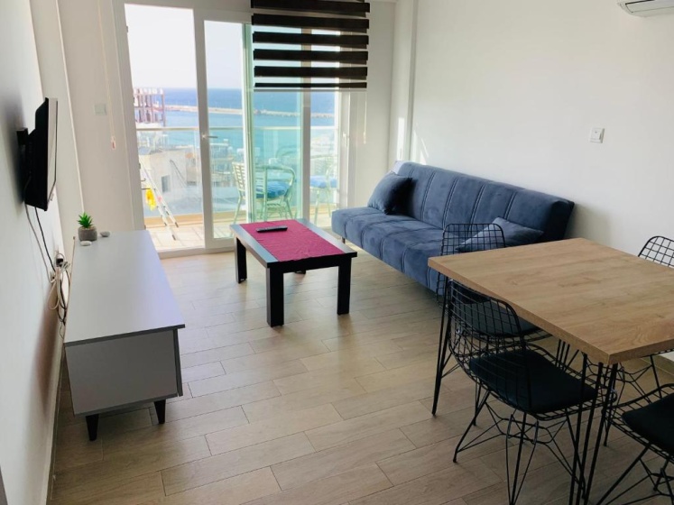 Цены на Sea view apartment North Cyprus в Кирения
