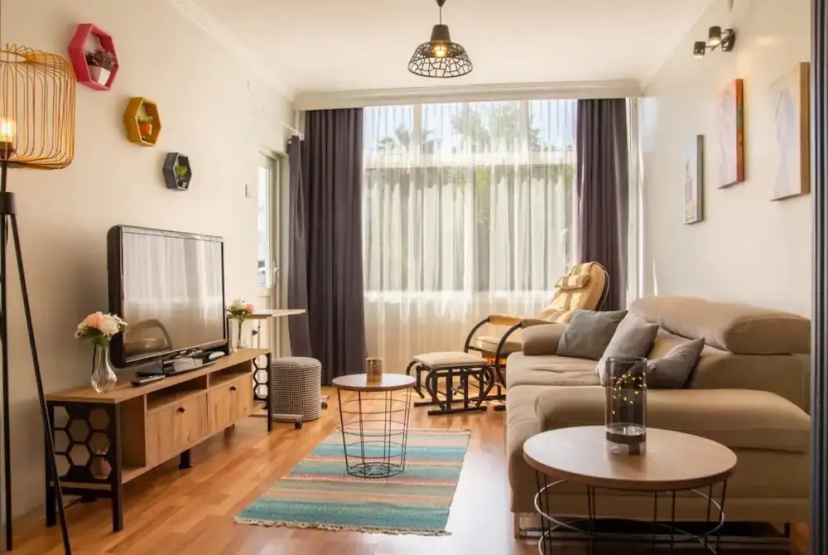 Central Flat With Balcony in Karsiyaka — отзывы гостей и цены