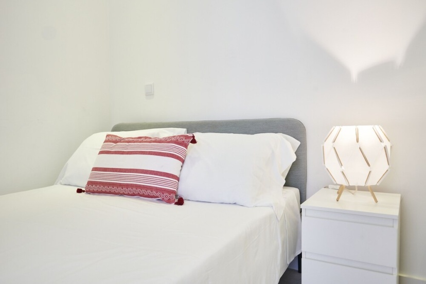 Цены на Altido Fabulous 3-Br Apartment In Western Lisbon в Лиссабоне