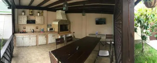 Guest House Na Kuibisheva18 — забронировать отель в Геленджике