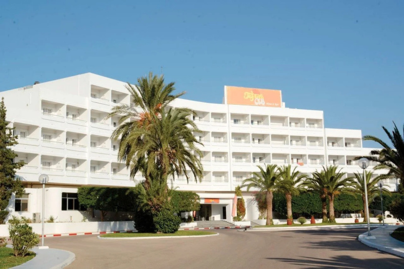 Hotel Tropicana Club & Spa — забронировать отель в Монастир