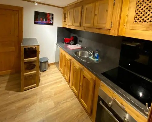 Appartement a Courchevel Saint Bon 3 — отель в Куршевеле, Франция