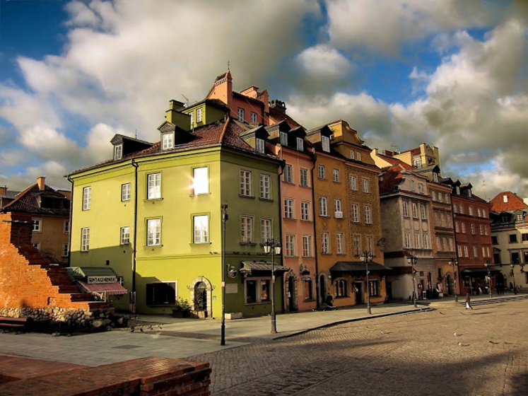 Castle Square Apartment — комфортный отель в Варшаве