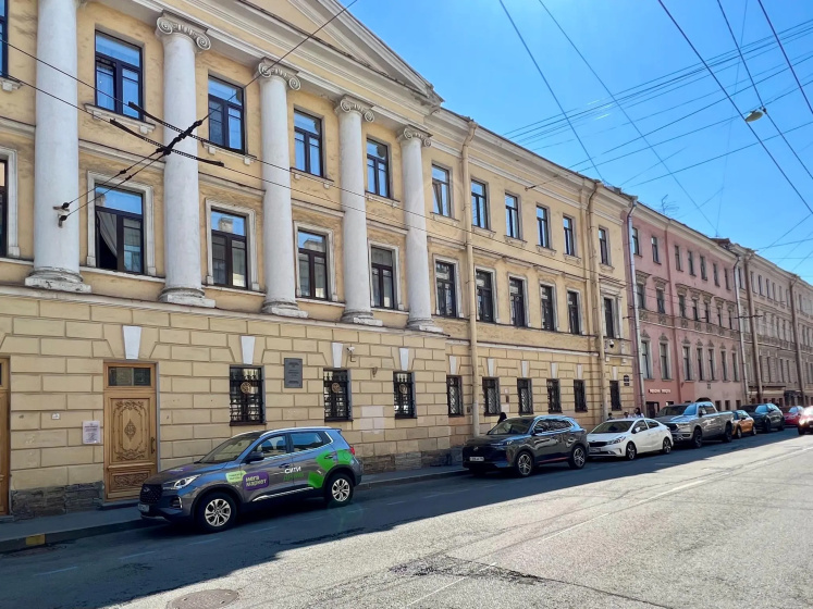 Цены на Апартаменты Максимов на улице Казанская 9 в Санкт-Петербурге
