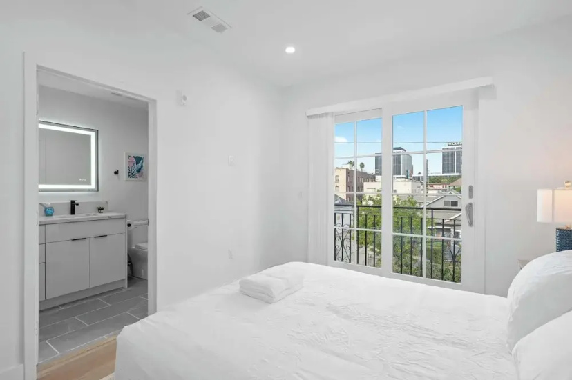Not Affected by the Fire/modern 5BR Home With Full Amenities & Parking #2 — отзывы гостей и цены