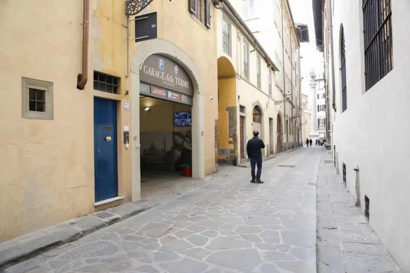 Santa Trinita Suite B — отель с удобствами в Флоренции