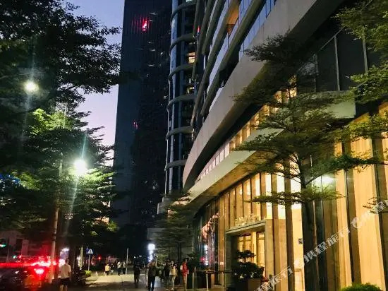 Platinum Stearns Hotel — комфортный отель в Шэньчжэне