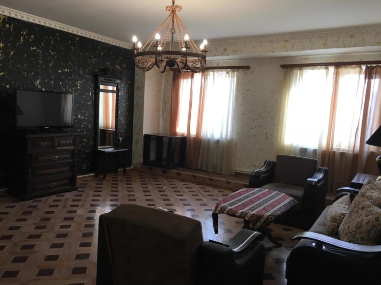 The Highway Guest House — отель в Ереван, Армения