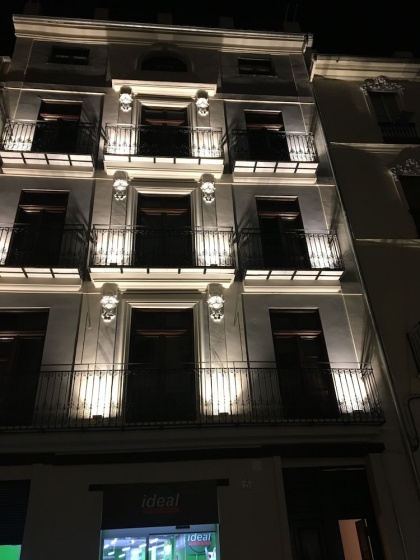 Цены на La Perla Apartments в Валенсии