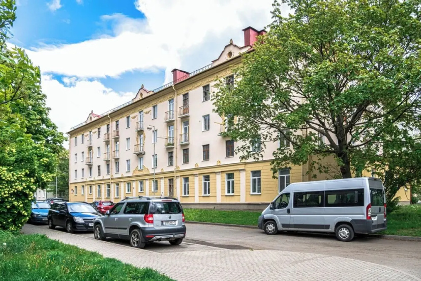 Minsk Apartments on Kazarmennyi pereulok — отель с удобствами в Минске