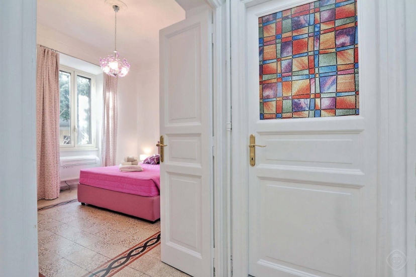 Aventino Piramide apartments - Historical area — комфортный отель в Риме
