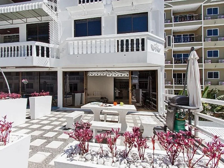Pratumnak Point Villa 3 — отель в Паттайе, Таиланд