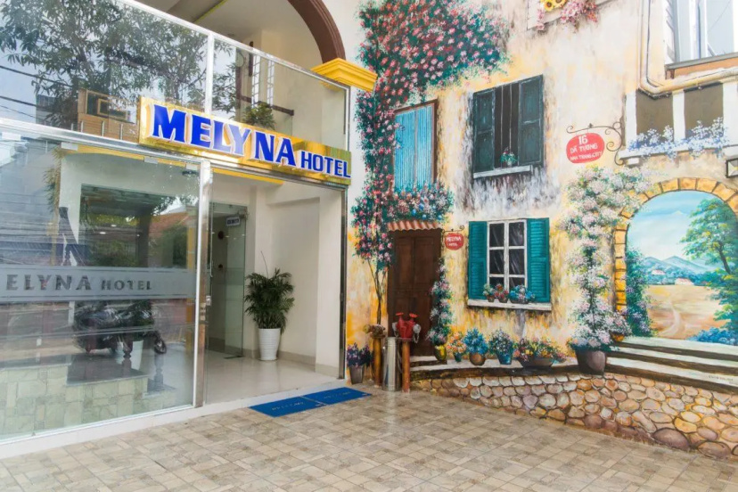 Melyna Hotel — забронировать отель в Нячанге