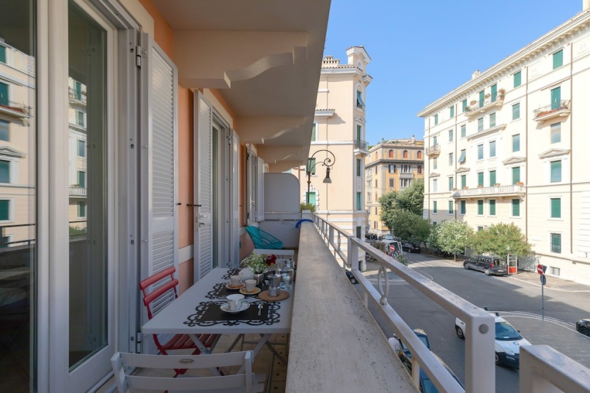 Rome as you feel - Sabazio Apartment — отель с удобным расположением в Риме