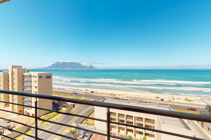 The Waves Crest Bloubergstrand — отель в Кейптауне, Южноафриканская Республика