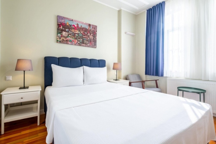 Charming Flat Near Taksim Square in Inonu Sisli — комфортный отель в Стамбуле