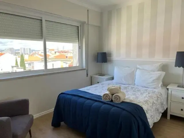 New Aqueduct View Romantic Apartment @ Campolide — отель с удобствами в Лиссабоне