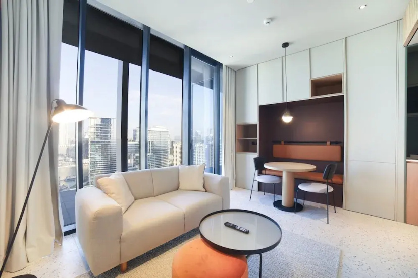 Modern Executive Studio Burj View Upside Living — отель с удобным расположением в Дубае