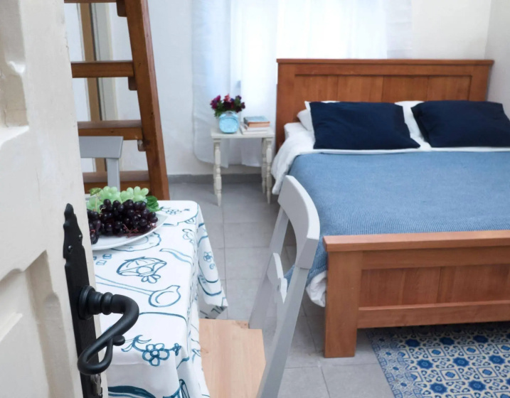 Allenby 2 Bed and Breakfast — забронировать отель в Иерусалим