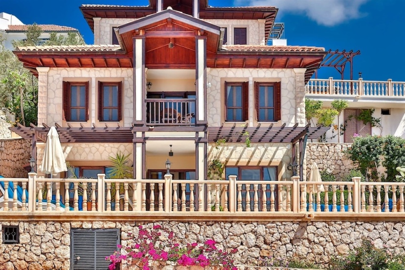 Villa Nefis by Akdenizvillam — отель в Калкан, Турция