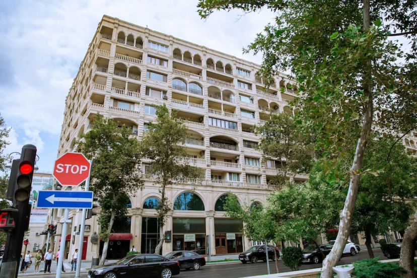 Apartment with Caspian Sea and F1 view — отзывы гостей и цены