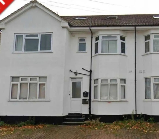 Lovely 4-bed Apartment in Harrow — отзывы гостей и цены