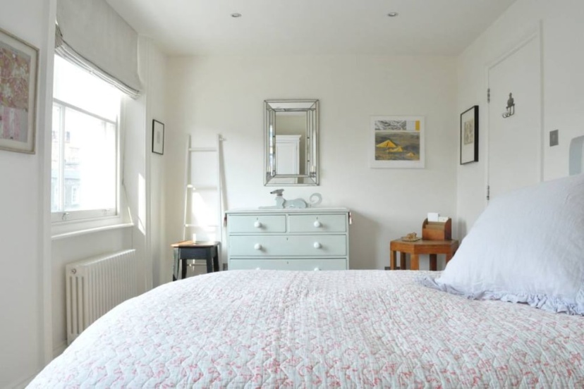 Westbourne Park 1 Bedroom Apartment — отель с удобствами в Лондоне