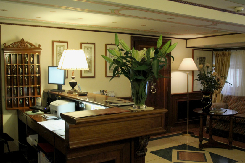 Hotel Corte Contarina — забронировать отель в Венеции