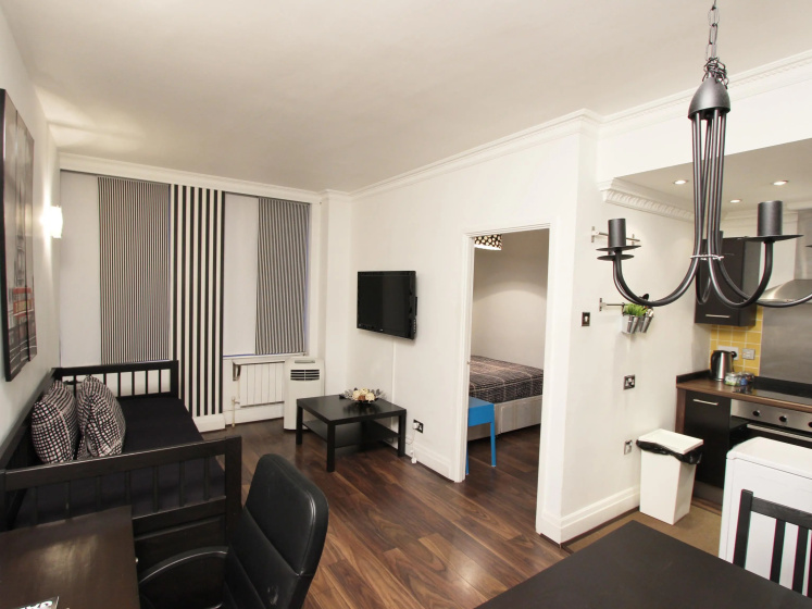 Stay-In Apartments Marble Arch — отель с удобным расположением в Лондоне