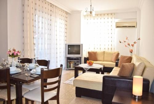 Violet 4 Apartment — отзывы гостей и цены