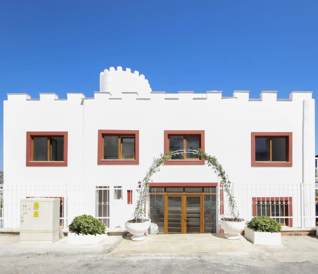 Villa Flora — отель с удобным расположением в Бодрум