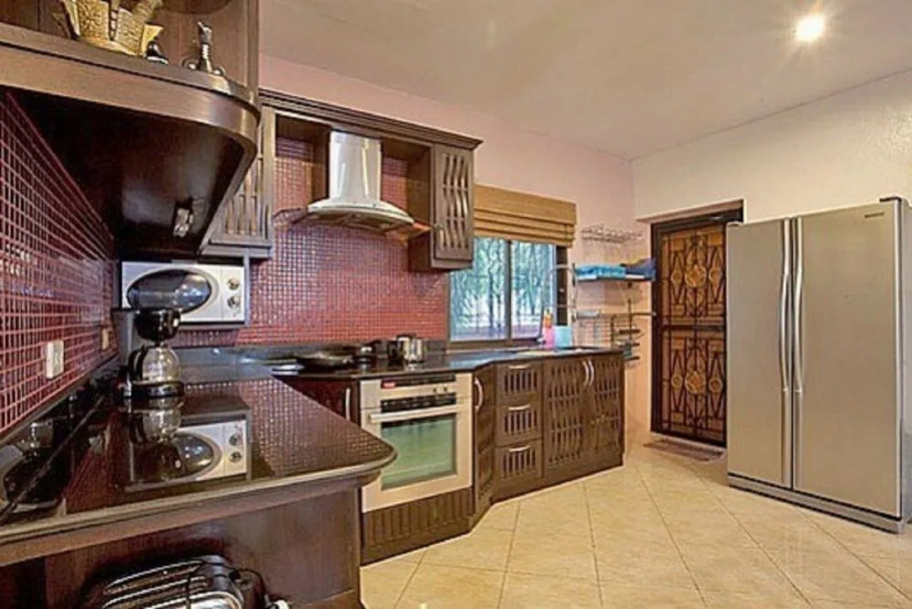 Baan Kanittha - 5 Bedrooms Pool Villa — отзывы гостей и цены