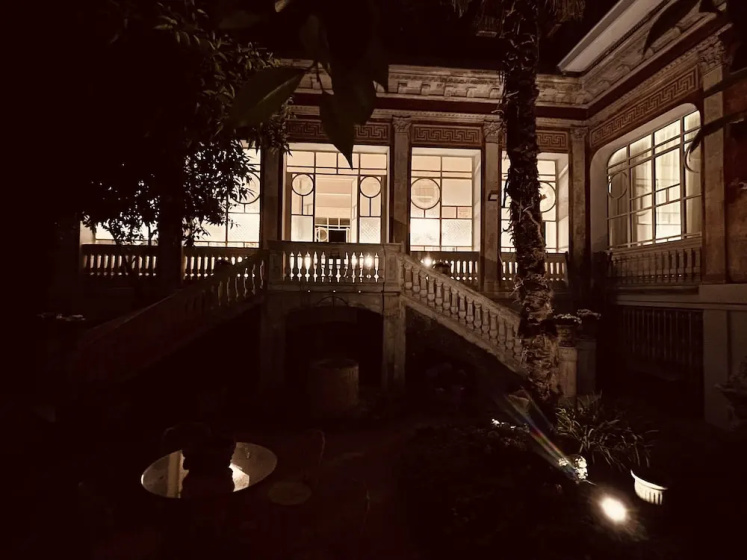 Artemisia Domus - Giardino — отель с удобствами в Неаполе