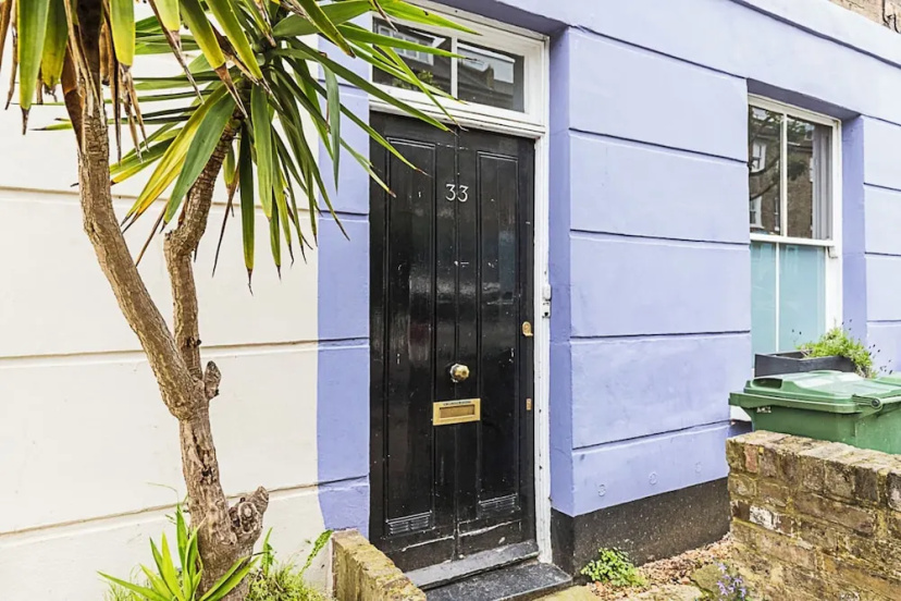 Charming Kentish Town Flat — забронировать отель в Лондоне