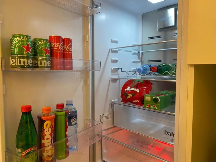 IvArt, City Center, Lux 2BR apartment, 2 Queen Size Beds — отель в Белграде, Сербия