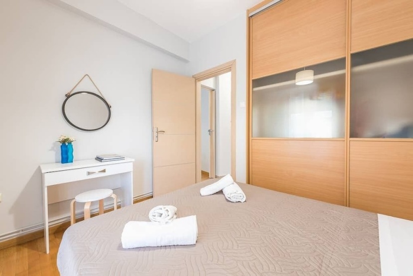 Цены на Central Flat with Cosy Sunny Terrace в Афины