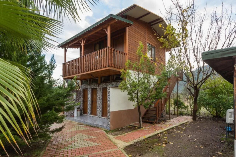 Likya Yanartas Bungalows — отель рядом с интересными местами в Чиралы