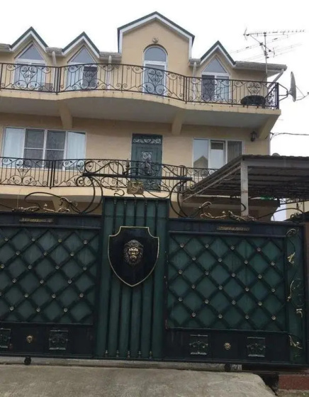 Izumrud Guest House — отель с удобствами в Сочи