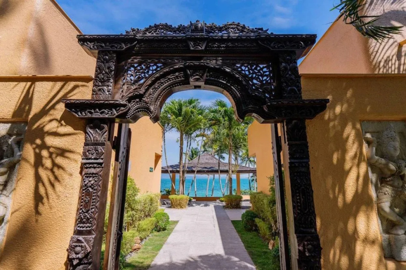 Coral Cove Beachfront Villa - Koh Chang 3 — отель в Чанге, Таиланд