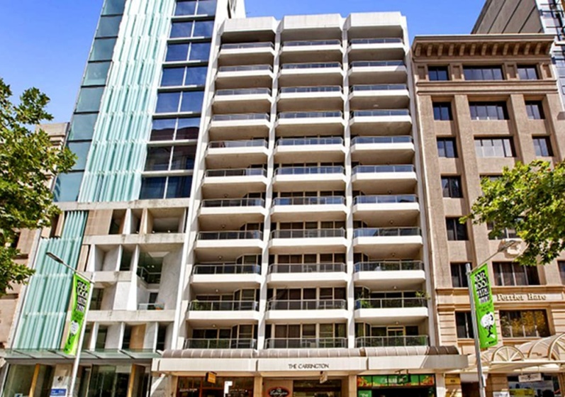 Sydney CBD 2 Bedroom Apartment with Balcony — комфортный отель в Сиднее